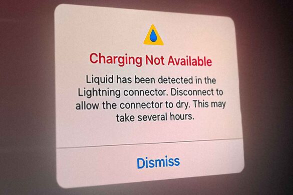 Liquid Detected in Lightning Connector