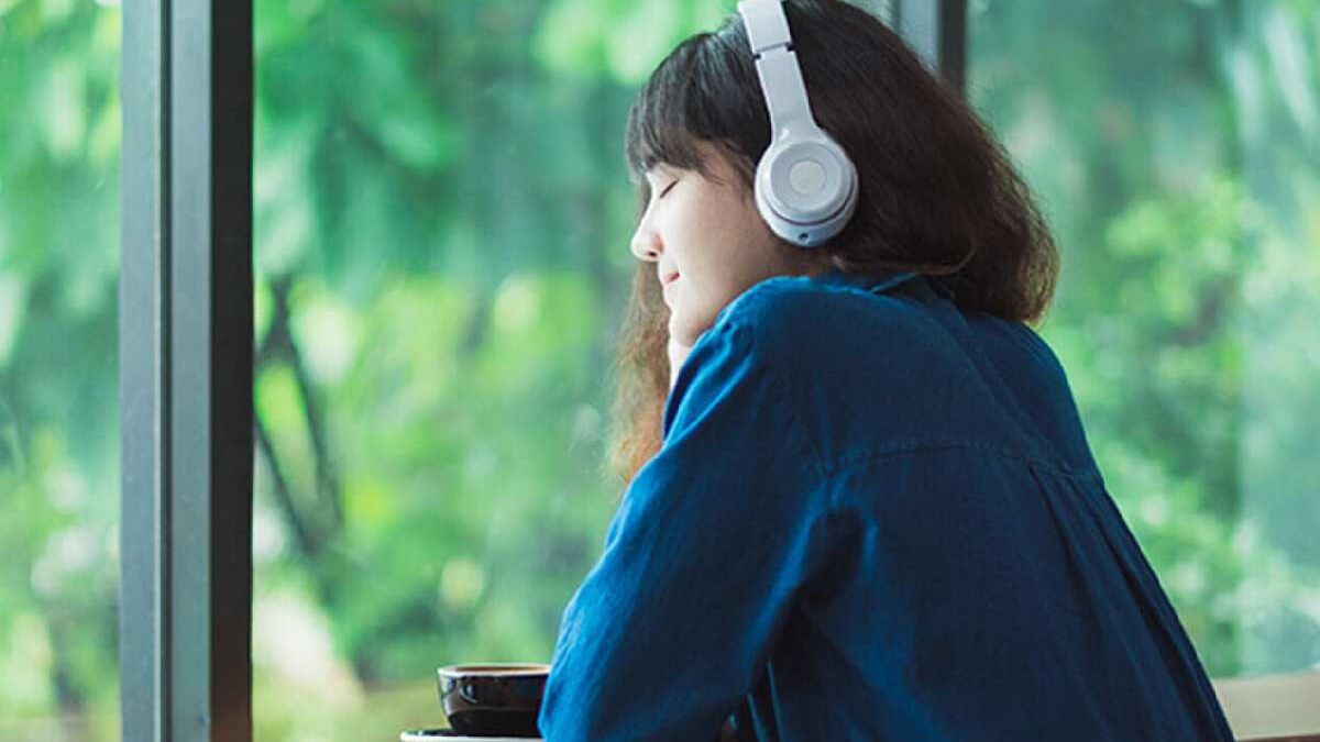 Risks of Using Earphones – 2025