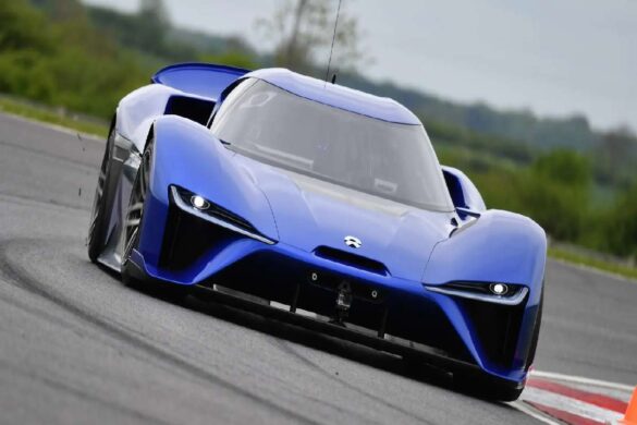 Which is Faster, Fuel-Powered Cars or Electric Cars? - 2025